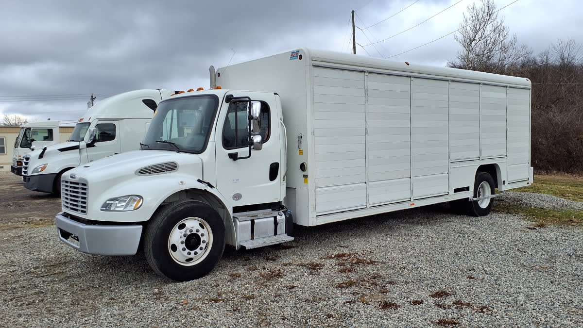 2016 Freightliner/Mercedes M2 106 657334