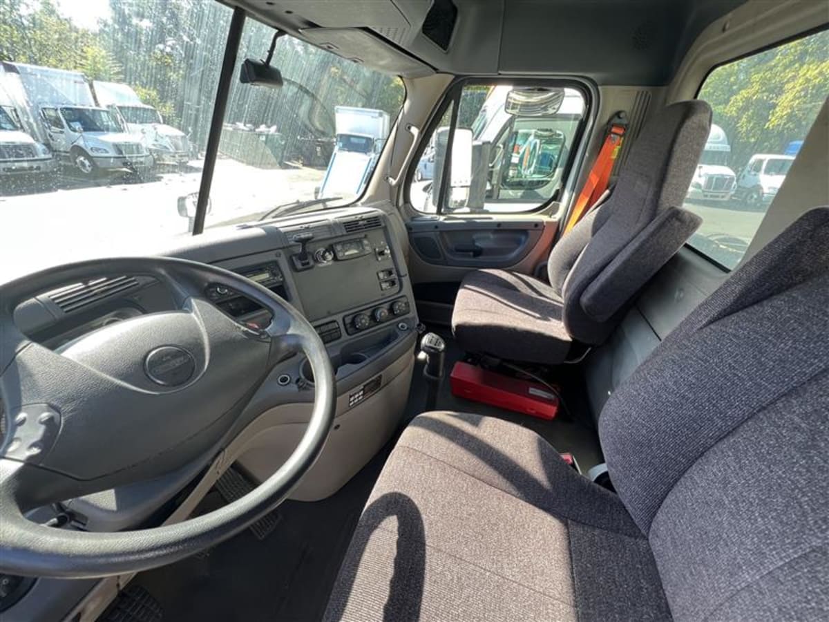 2017 Freightliner/Mercedes CASCADIA 125 657375