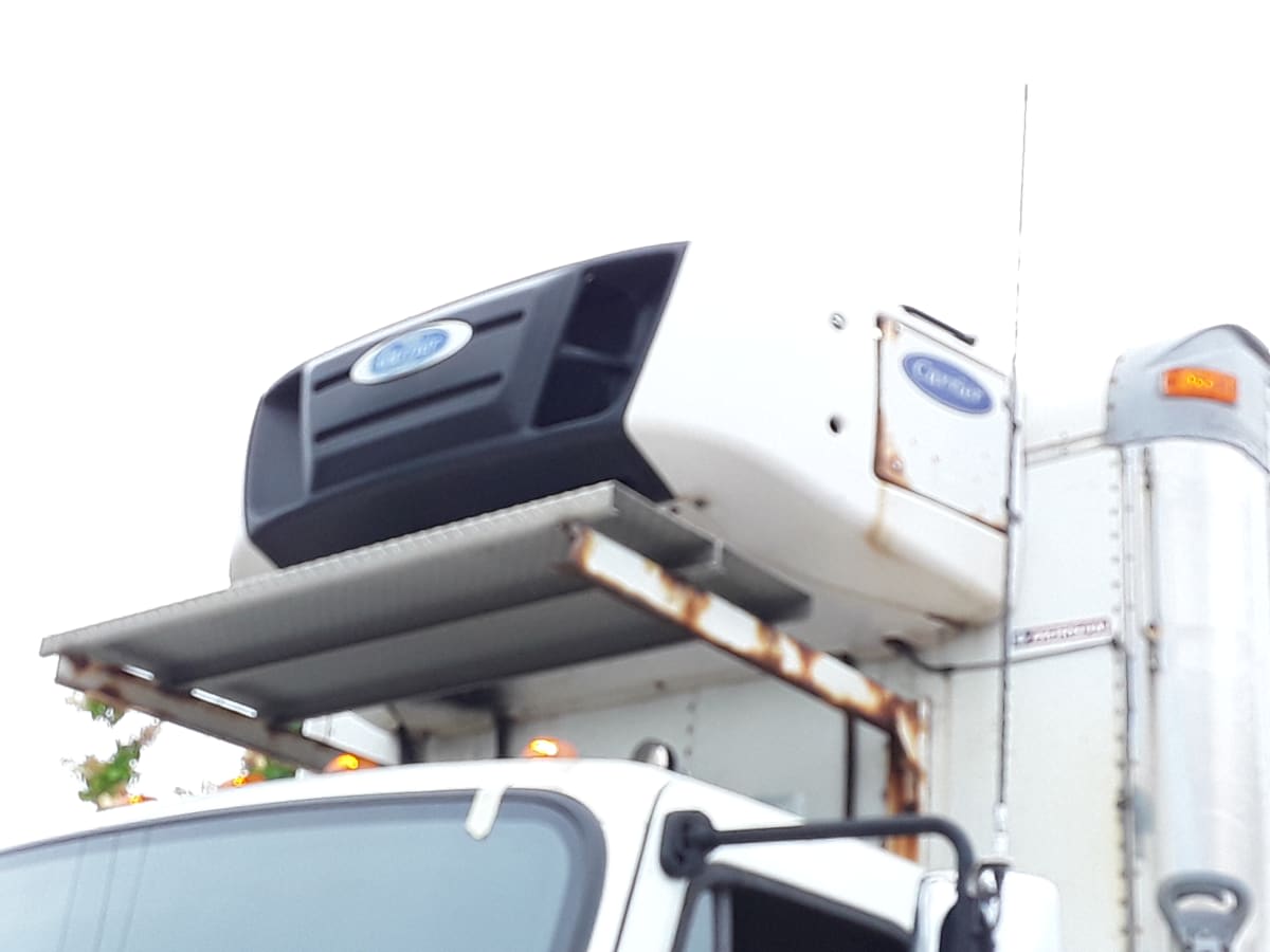 2016 Freightliner M2 106 657386