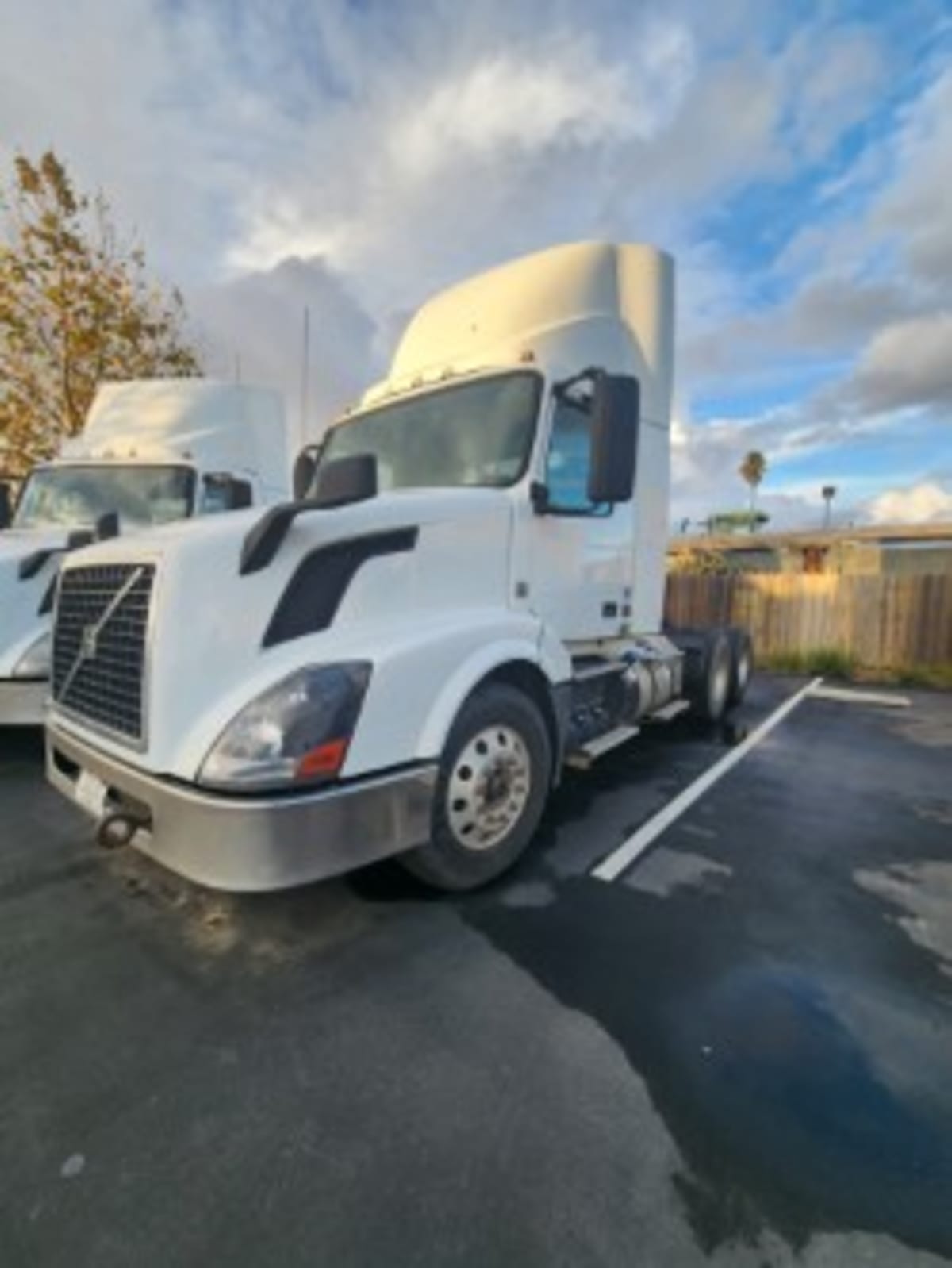 2016 Volvo VNL64TRACTOR 657535