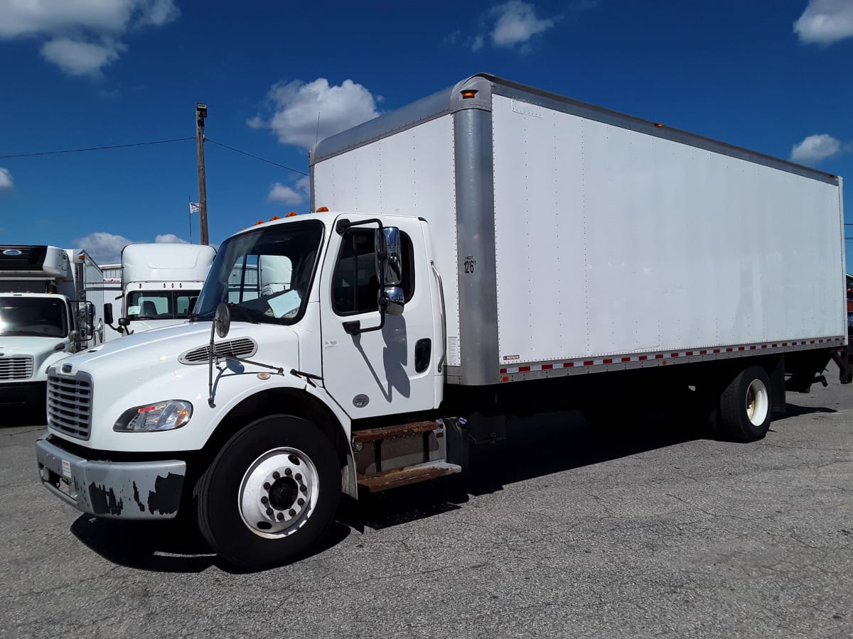 2016 Freightliner/Mercedes M2 106 657695