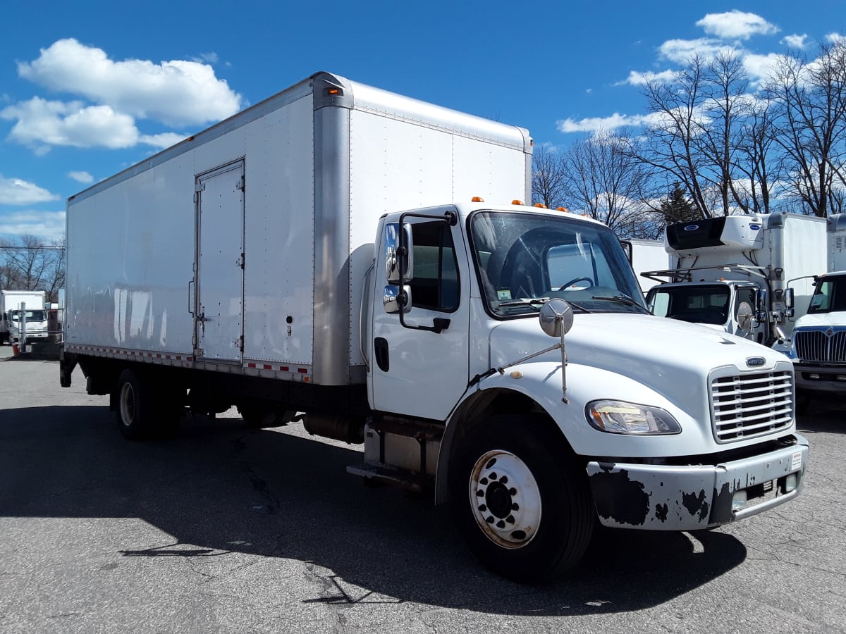 2016 Freightliner/Mercedes M2 106 657695