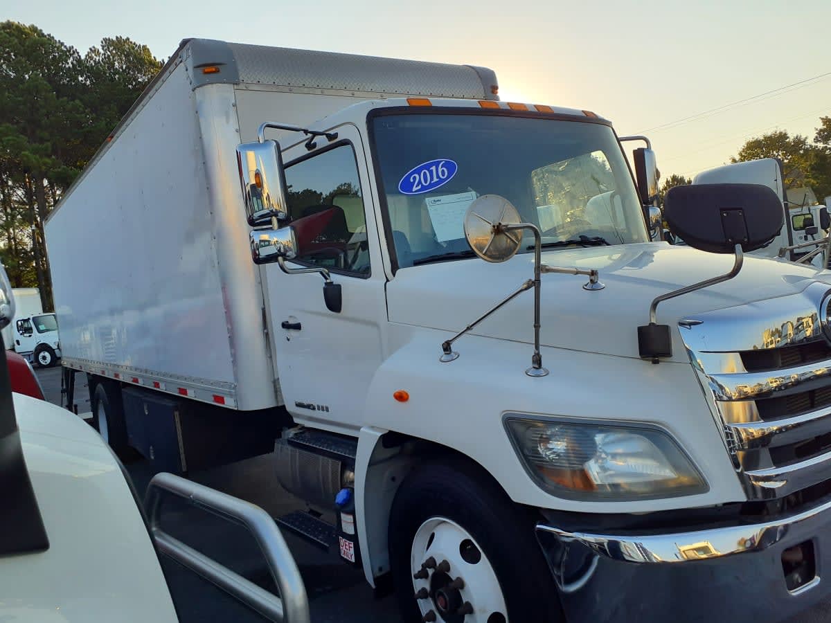 2016 Hino 338 657768