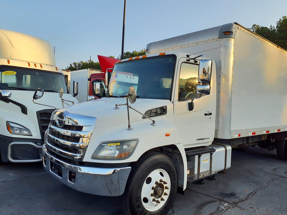 2016 Hino 338 657768