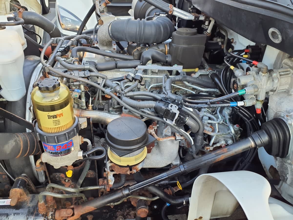 2016 Hino 338 657768