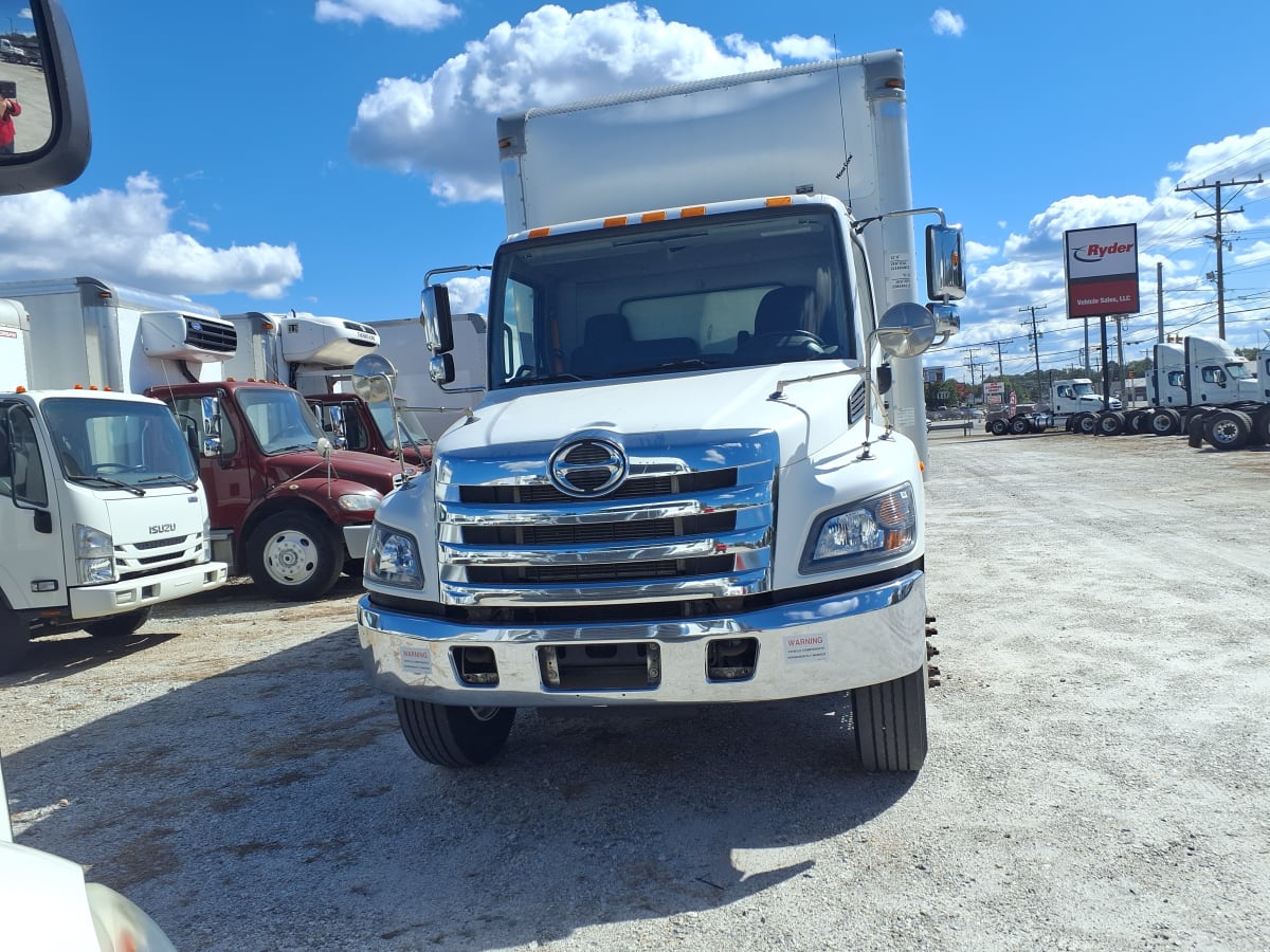 2016 Hino 338 657797