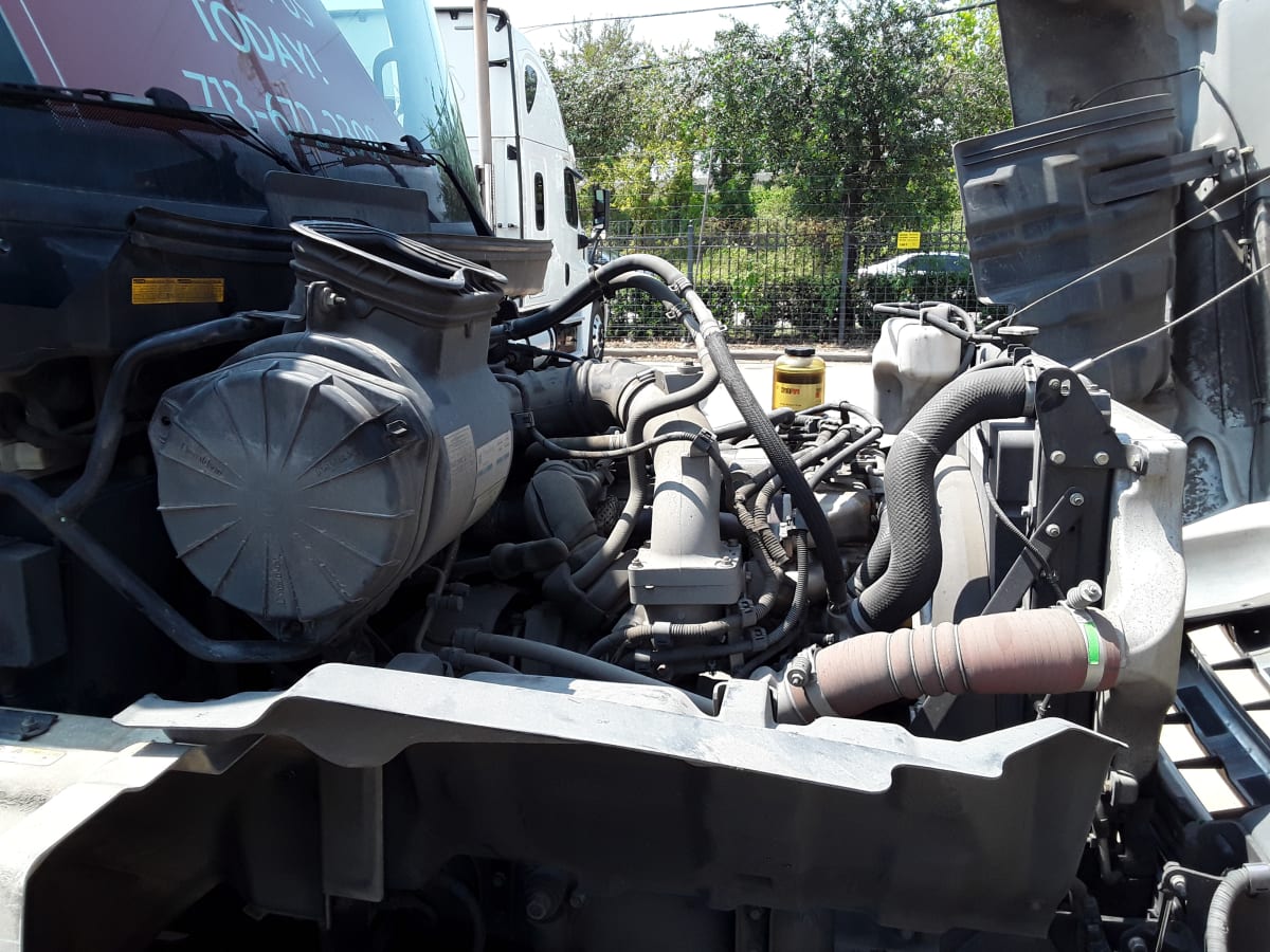 2016 Hino 338 657800