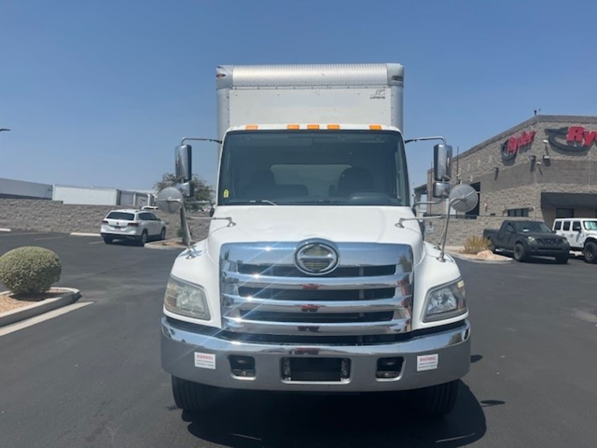 2016 Hino 338 657814