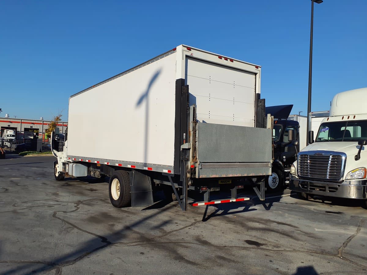 2016 Hino 338 657815