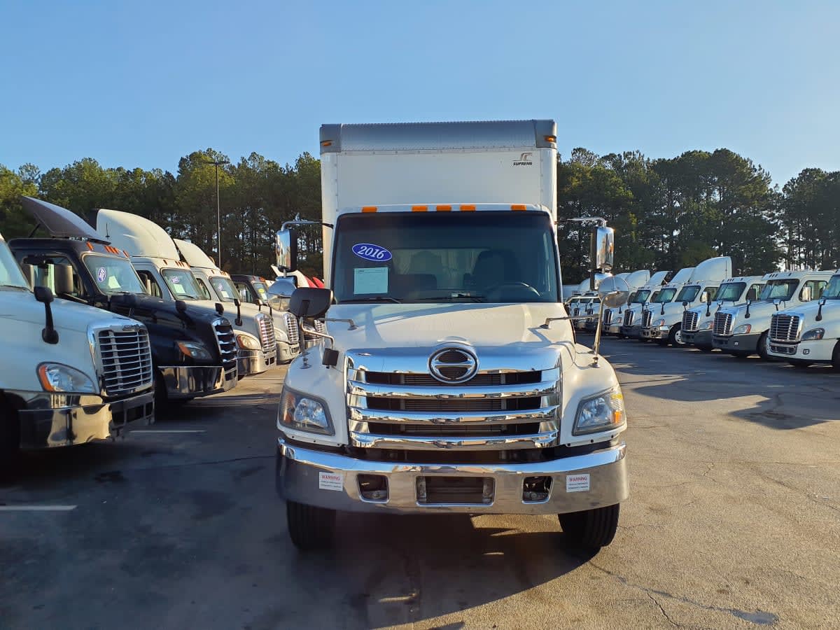2016 Hino 338 657815