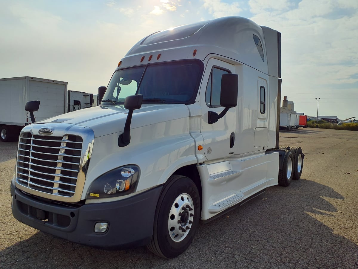 2016 Freightliner/Mercedes CASCADIA 125 657835