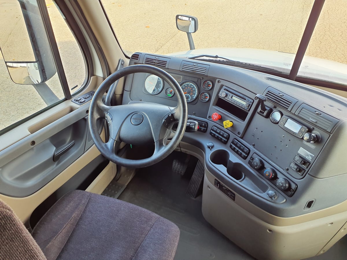 2016 Freightliner/Mercedes CASCADIA 125 657835