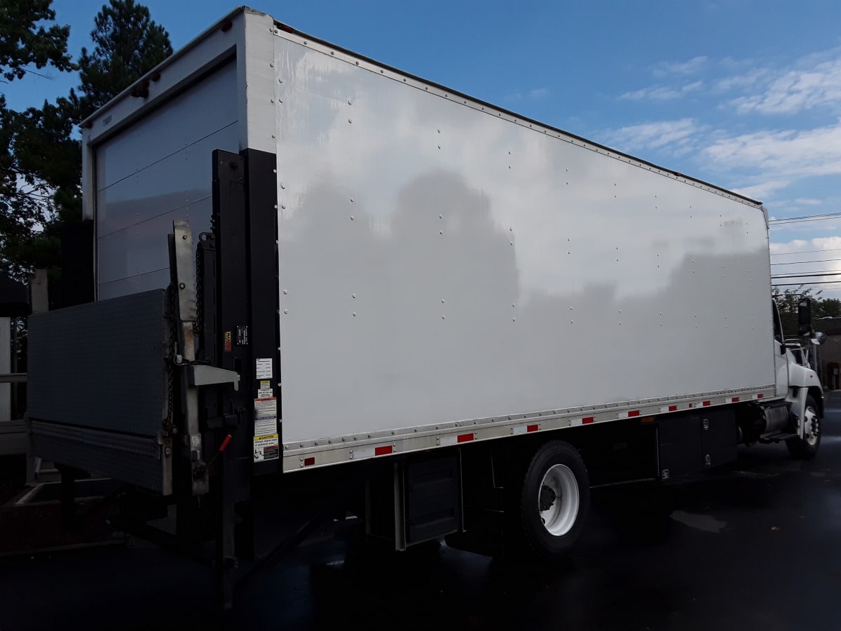 2016 Hino 338 657847