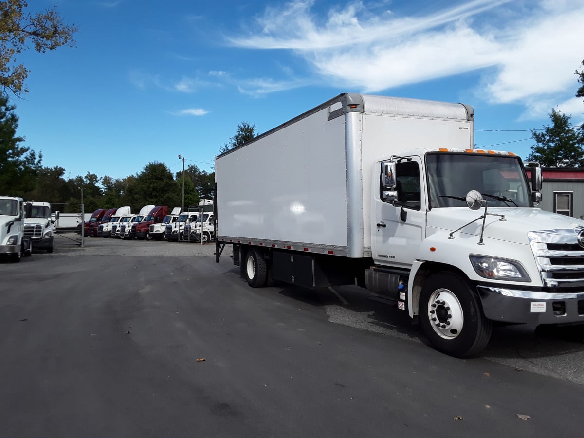 2016 Hino 338 657848