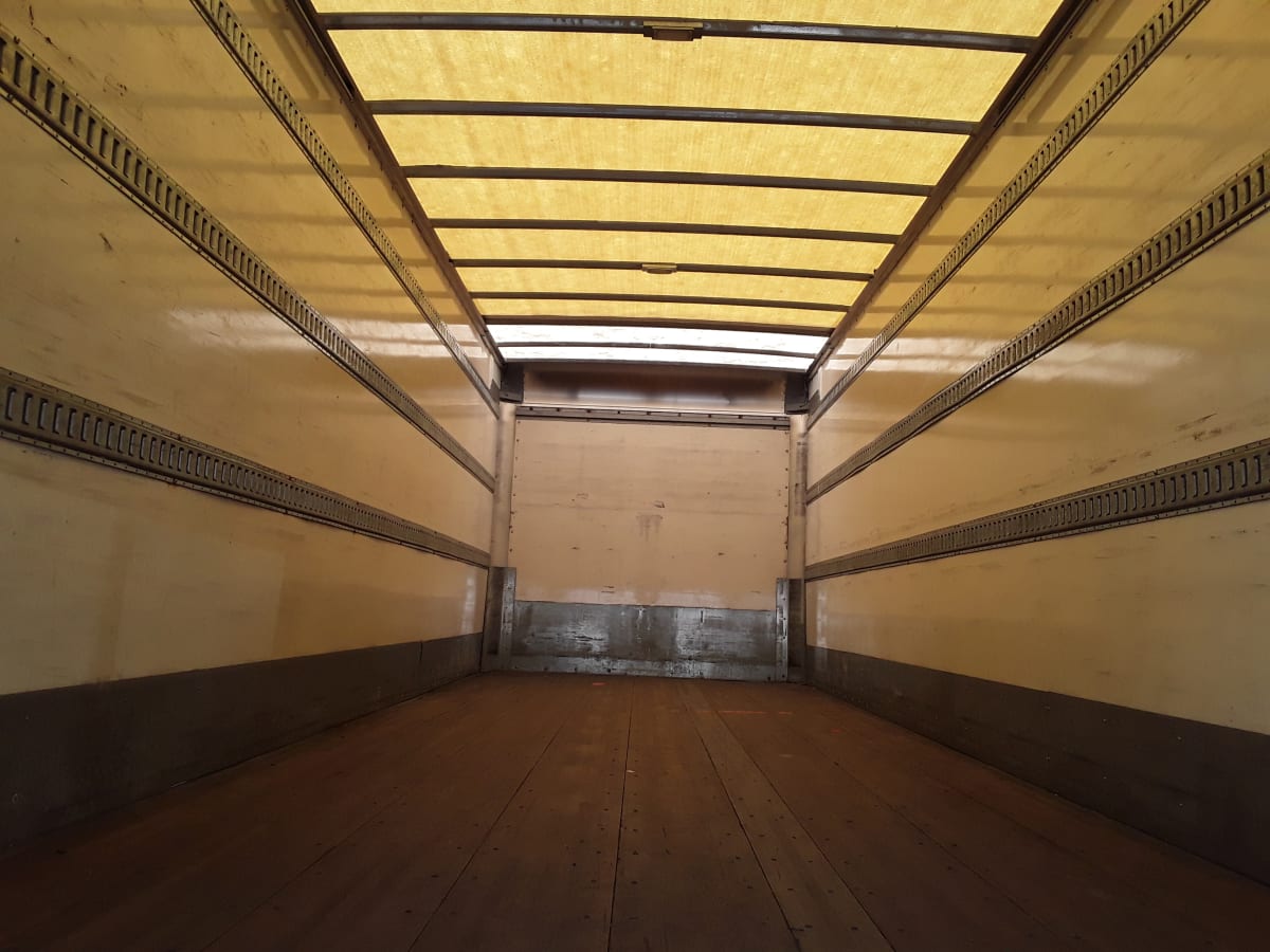 2016 Hino 338 657848