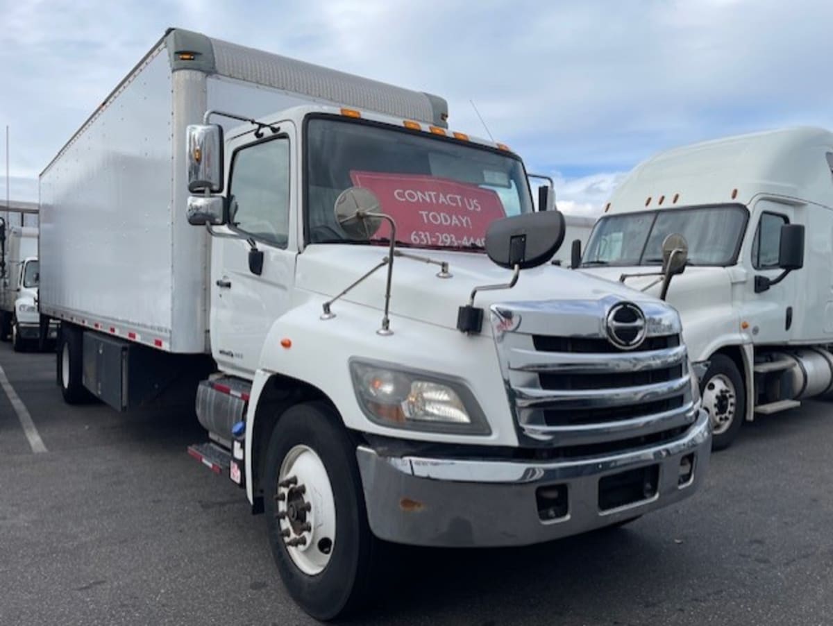 2016 Hino 338 657856