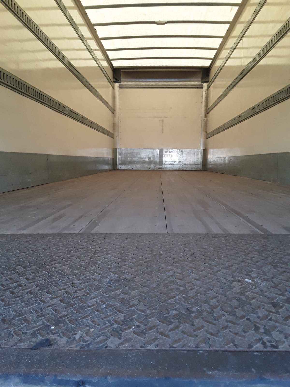 2016 Hino 338 657868