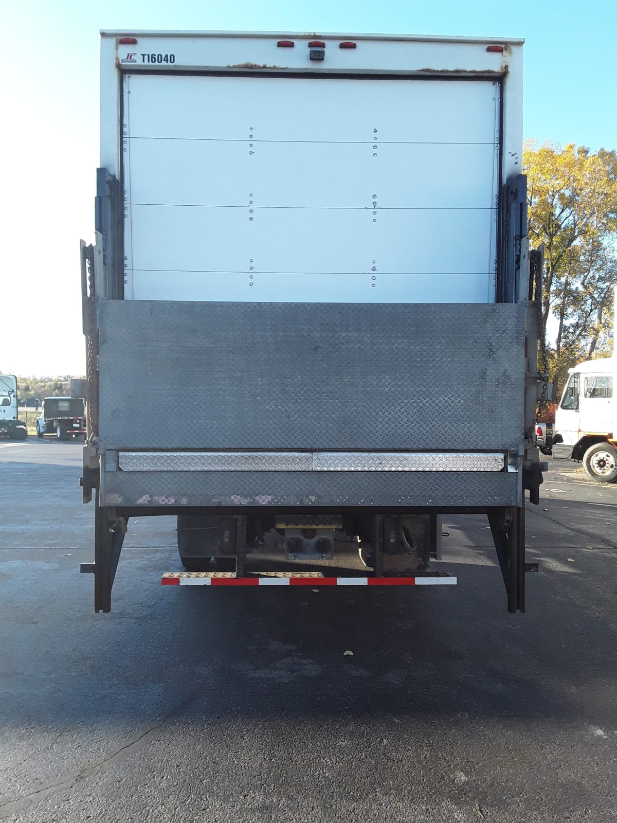 2016 Hino 338 657869