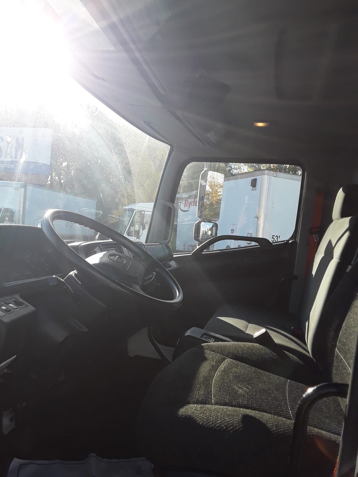 2016 Hino 338 657870