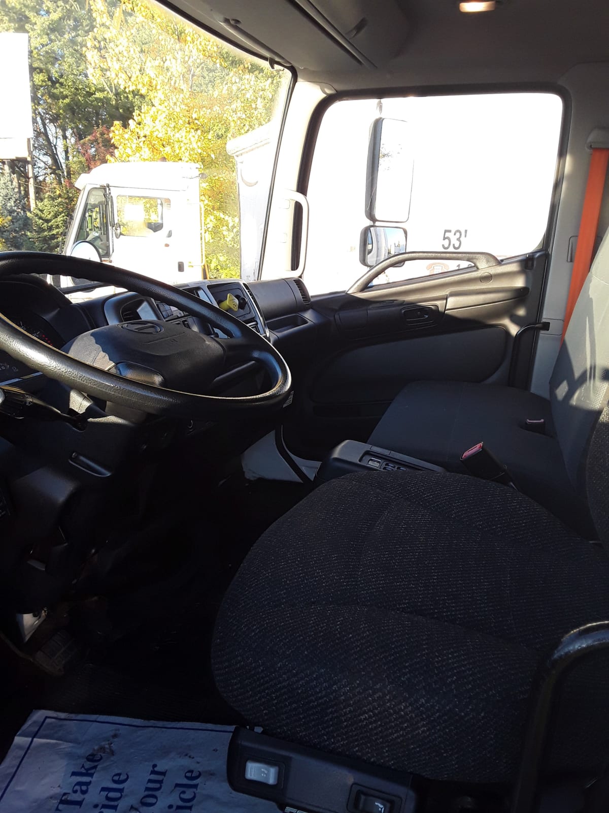 2016 Hino 338 657872
