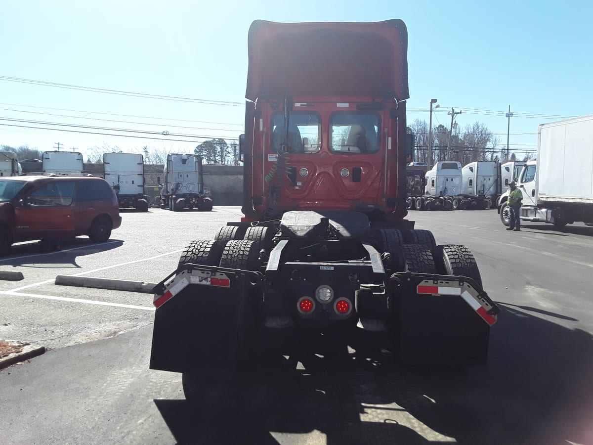 2016 Freightliner/Mercedes CASCADIA 125 657873