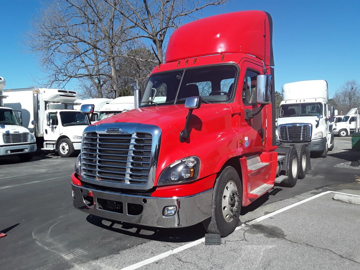 2016 Freightliner/Mercedes CASCADIA 125 657873