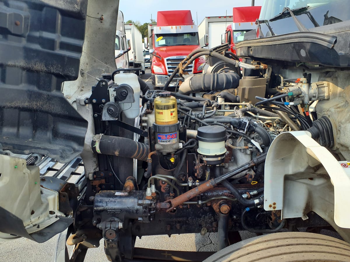 2016 Hino 338 657915
