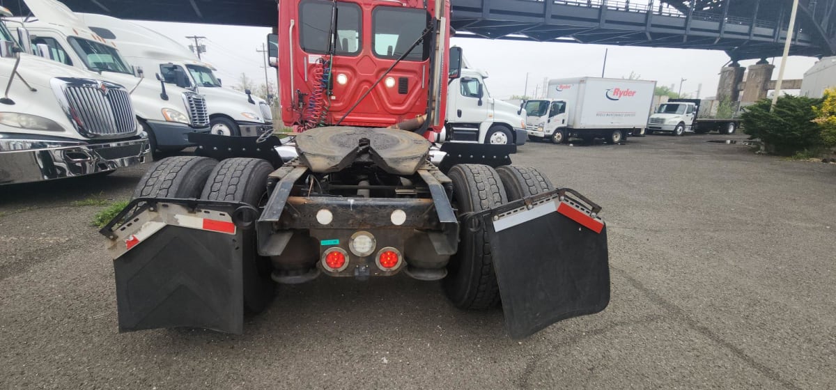 2016 Freightliner/Mercedes CASCADIA 113 657979