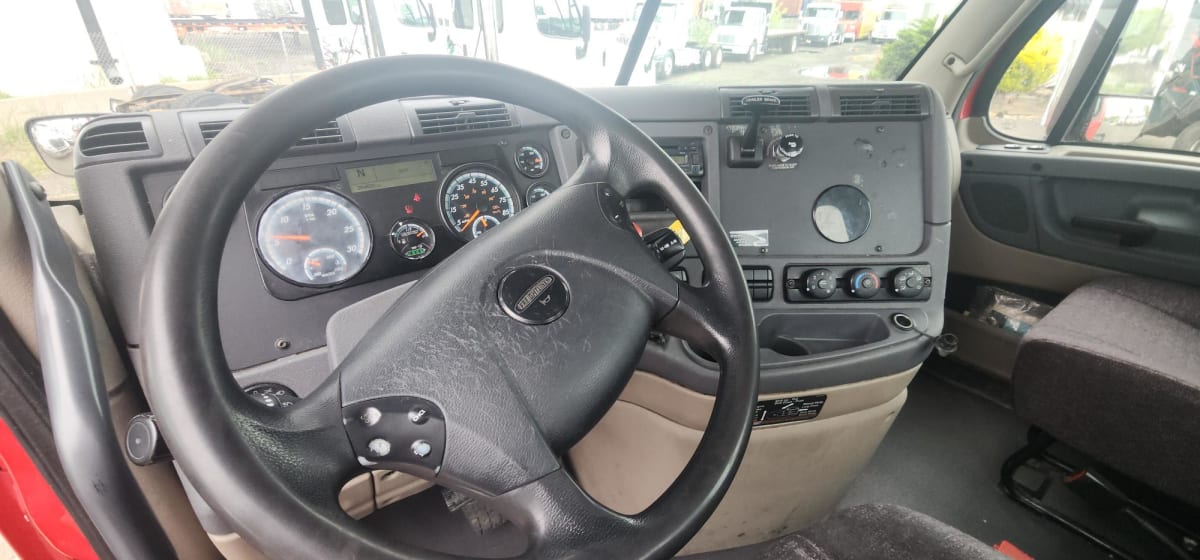 2016 Freightliner/Mercedes CASCADIA 113 657979