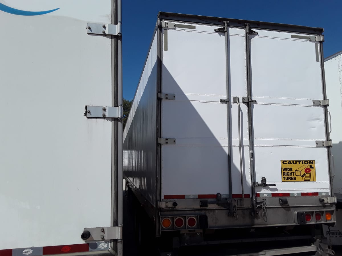 2016 Utility Trailers VS2RA 48/162/102 658041