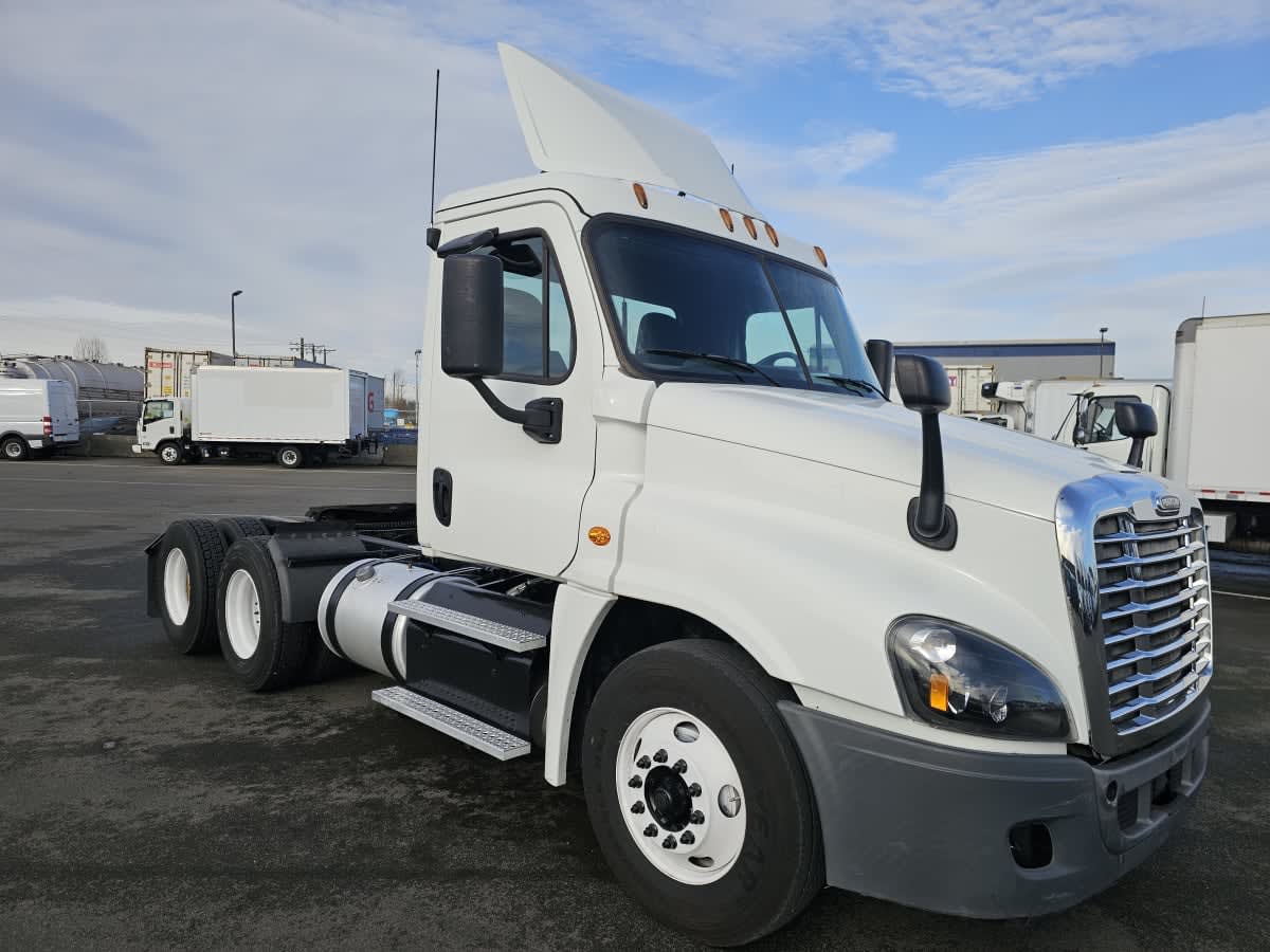 2016 Freightliner/Mercedes CASCADIA 125 658108