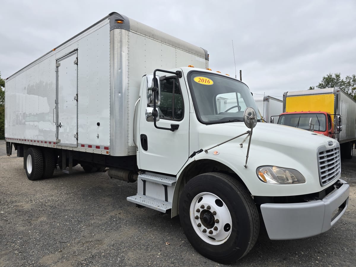 2016 Freightliner/Mercedes M2 106 658226