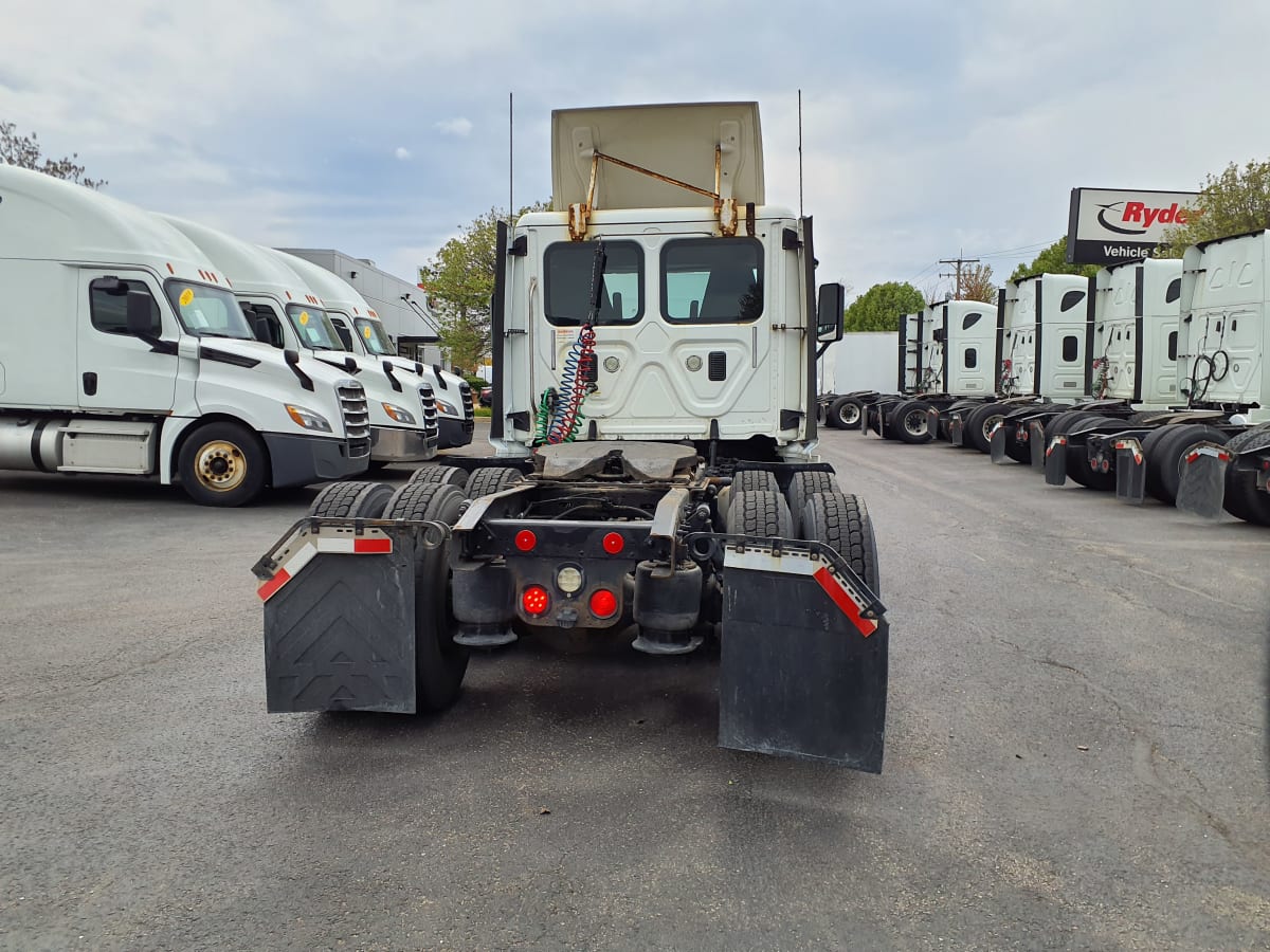 2016 Freightliner/Mercedes CASCADIA 125 658238