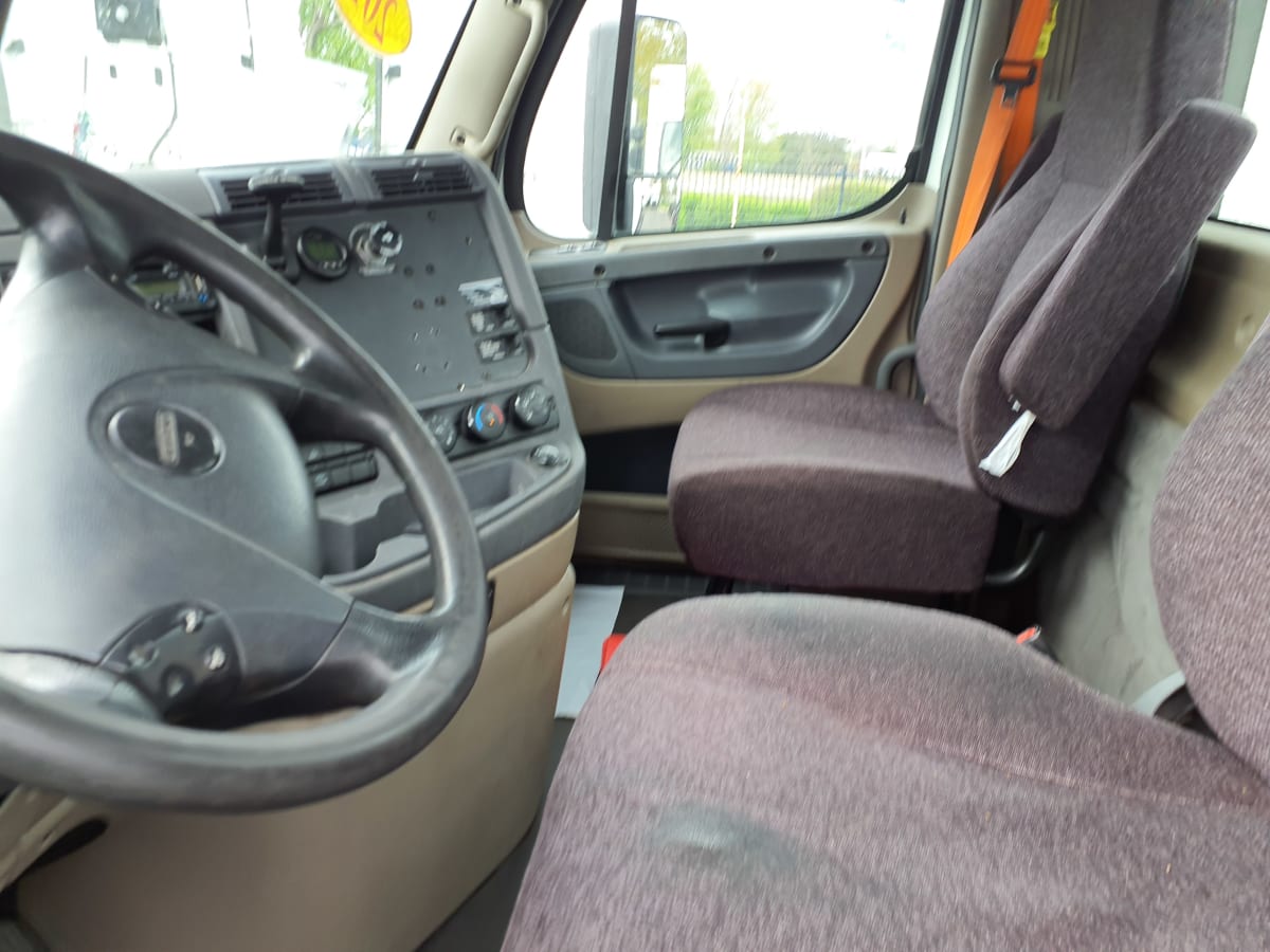 2016 Freightliner/Mercedes CASCADIA 125 658238