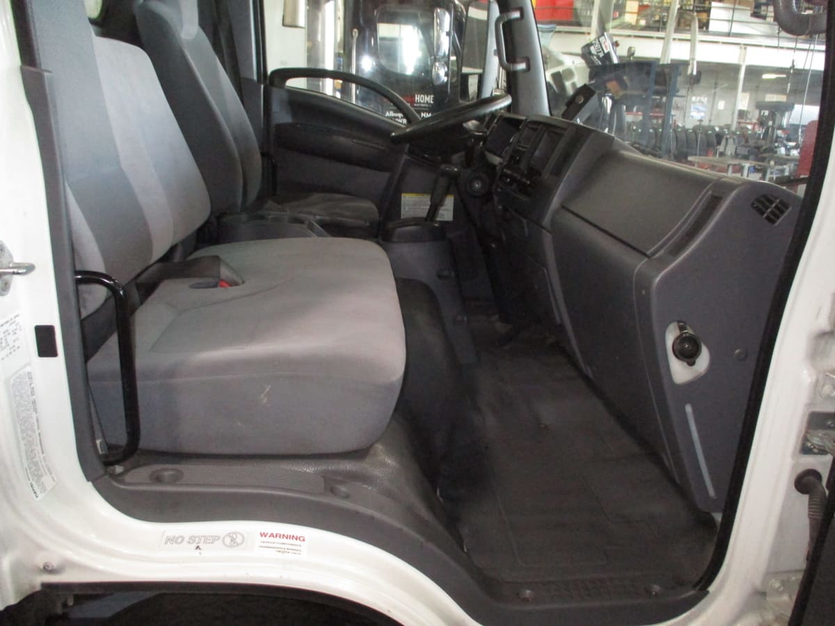 2016 Isuzu NPR 658370