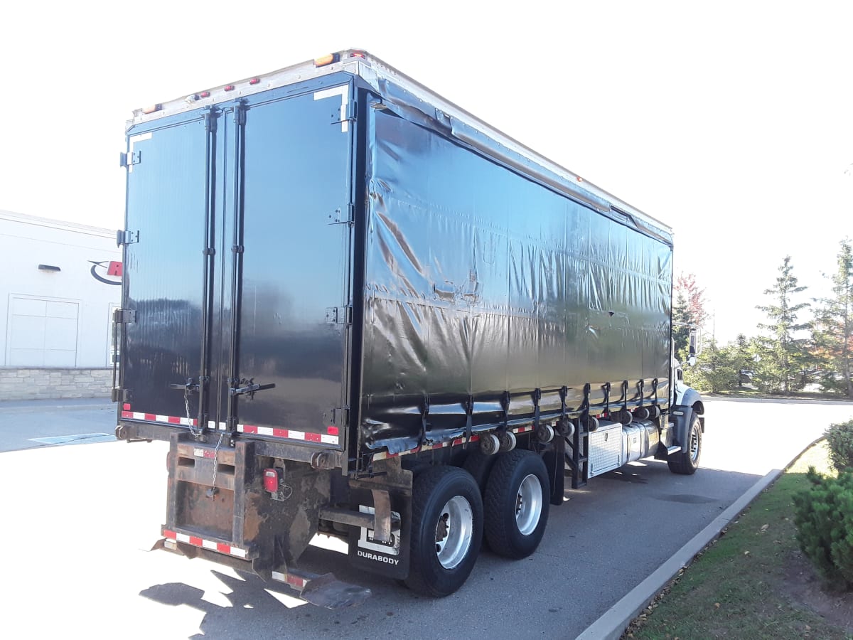 2016 Mack Trucks, Inc. GU 800 658426