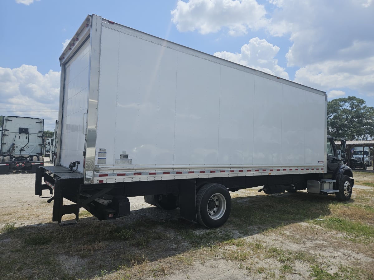 2016 Freightliner/Mercedes M2 106 658428