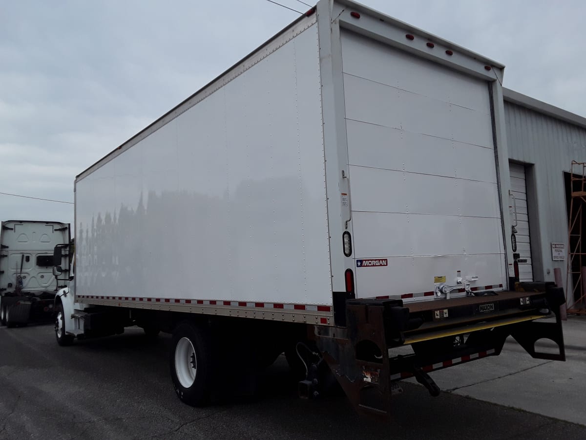 2016 Freightliner/Mercedes M2 106 658446