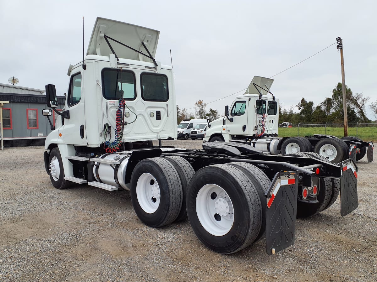 2016 Freightliner/Mercedes CASCADIA 125 658505