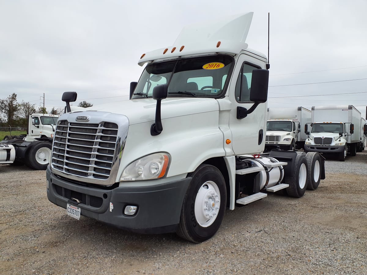 2016 Freightliner/Mercedes CASCADIA 125 658505