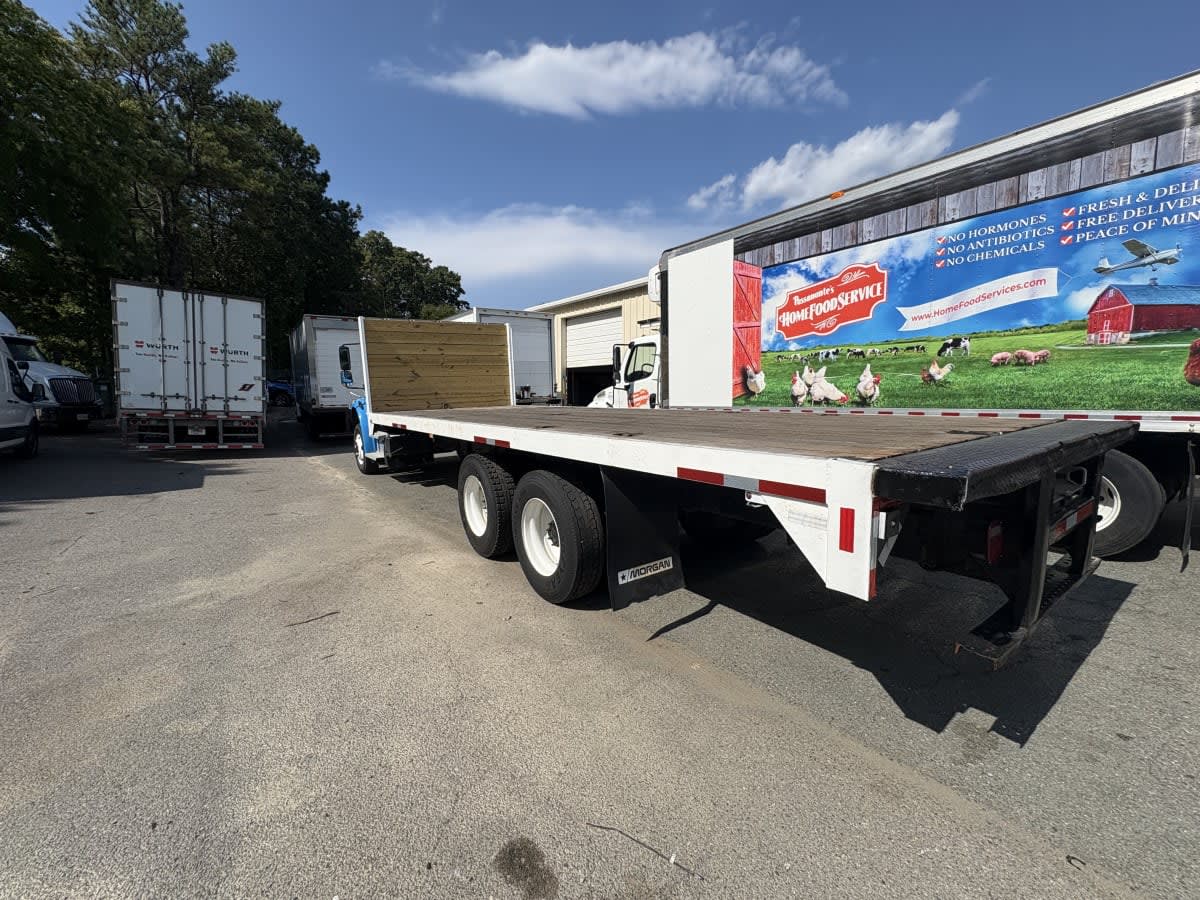 2017 Freightliner M2 106 in Ashland, VA — photo 6