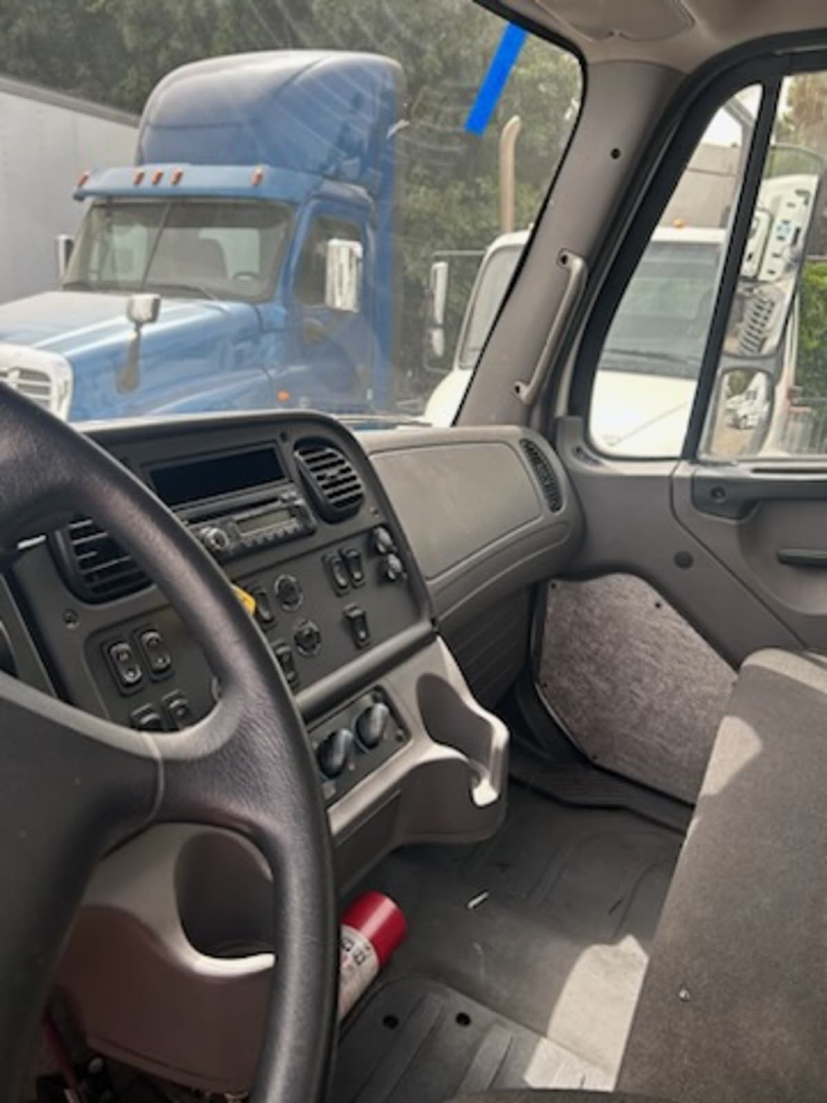 2016 Freightliner/Mercedes M2 106 658792