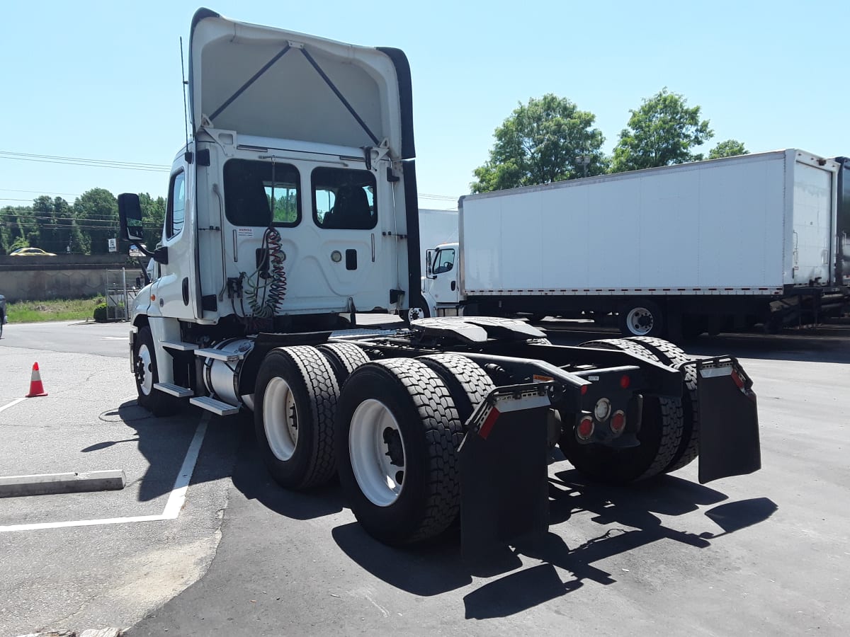 2016 Freightliner/Mercedes CASCADIA 125 658799