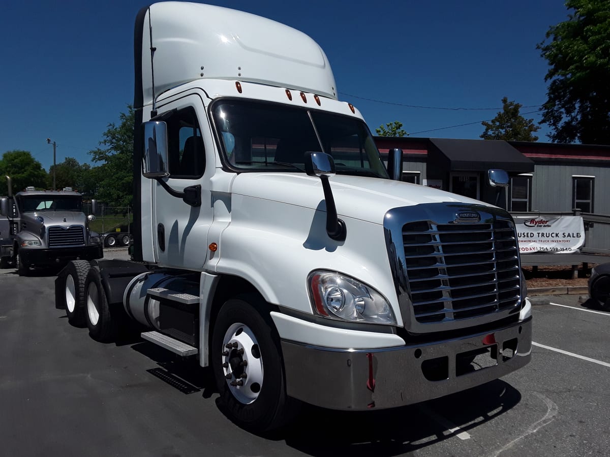 2016 Freightliner/Mercedes CASCADIA 125 658799