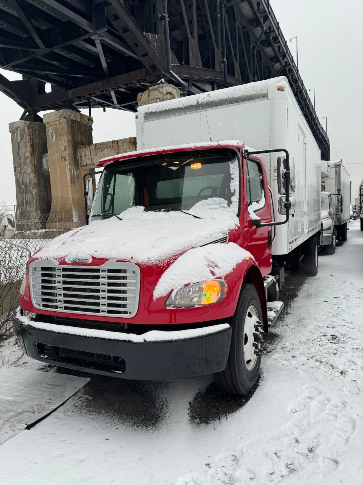 2016 Freightliner/Mercedes M2 106 658985