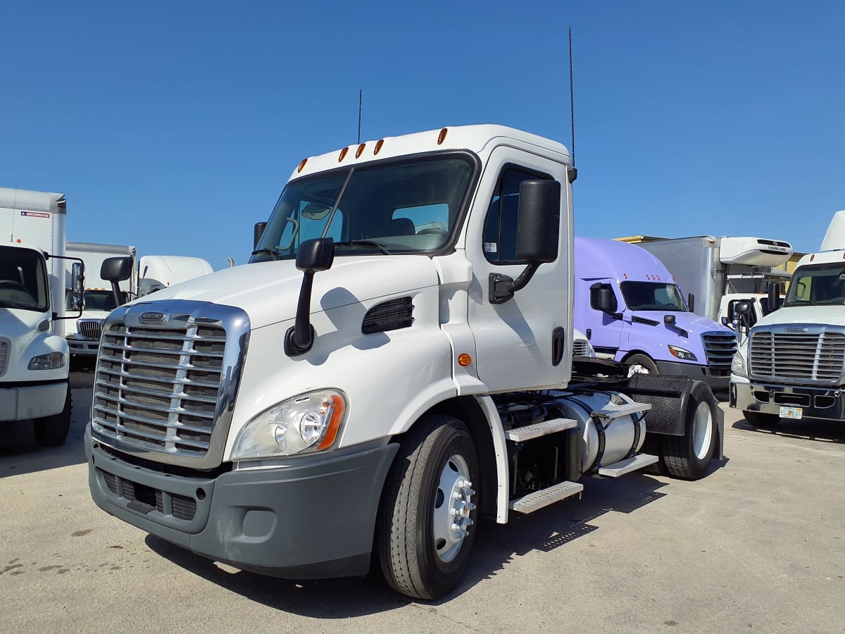 2016 Freightliner/Mercedes CASCADIA 113 658998