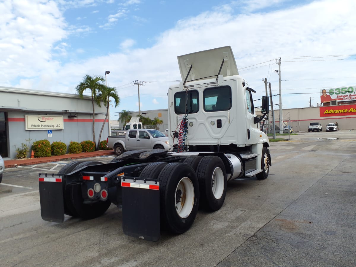 2016 Freightliner/Mercedes CASCADIA 125 659035