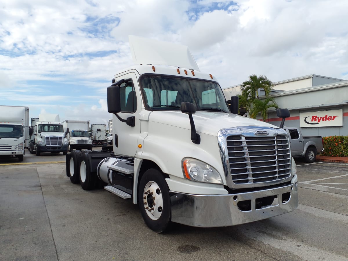 2016 Freightliner/Mercedes CASCADIA 125 659035