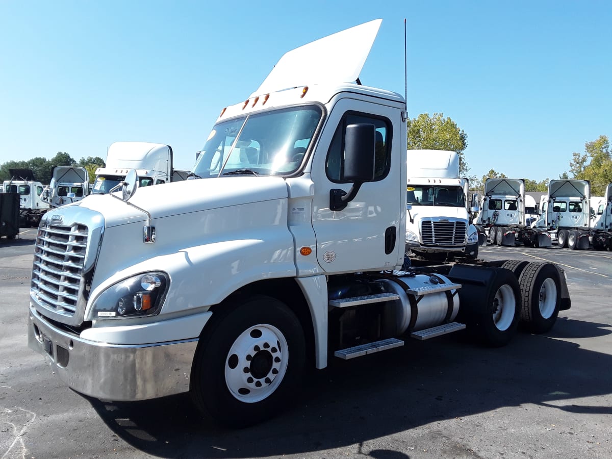 2017 Freightliner/Mercedes CASCADIA 125 659083