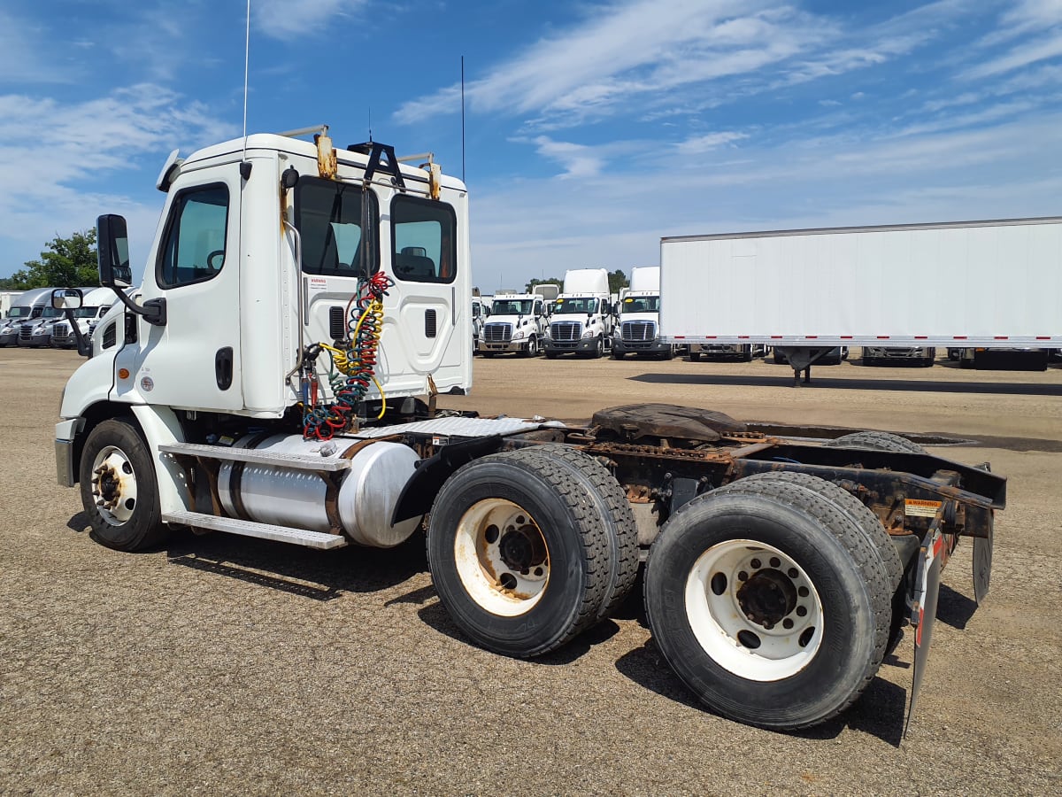 2016 Freightliner/Mercedes CASCADIA 113 659281